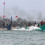 balapan-boat-hut-ri-langsa-jadi-atraksi-budaya-wisata-lokal_0bb79c777.jpg