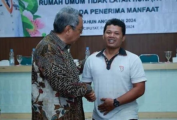 warga-langsa-sambut-program-bedah-rumah-dari-pemerintah-kota_becd0c18e.jpg