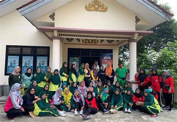 camat-langsa-timur-ajak-masyarakat-galakkan-program-kebersihan-desa_bfddb910b.jpg