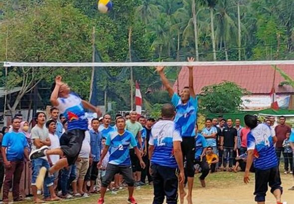 heboh-kompetisi-bola-voli-antar-gampong-di-langsa-timur-berhadiah-total-puluhan-juta_8e8a5283d.jpg